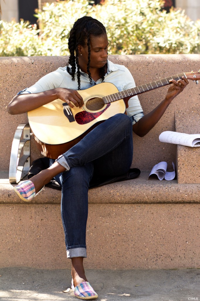 Guitar Player Pershing Square 10-17-2013